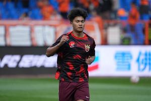 沒身價→27.5萬歐！19歲蒯紀聞身價27.5萬歐，昨日中超首發(fā)獻助攻