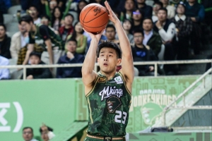 媒體人：楊瀚森、林葳先后被選中 無論如何走出去永遠(yuǎn)都不是壞事