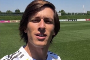 A費錄制視頻問候皇馬球迷：感謝你們的歡迎，Hala Madrid！