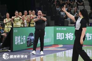 澳大利亞主帥：日本戰(zhàn)勝中國(guó)展現(xiàn)了極強(qiáng)狀態(tài)&實(shí)力 我們打出了特色