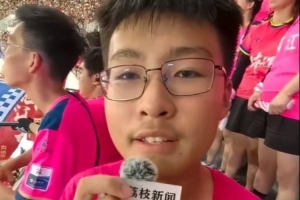 蘇超最小領(lǐng)喊僅16歲，媽媽：他在團(tuán)隊(duì)里學(xué)到了堅(jiān)毅、團(tuán)結(jié)的精神