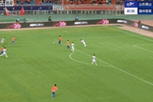 2分鐘2球！卡扎伊什維利戴帽，泰山3-0領(lǐng)先梅州！