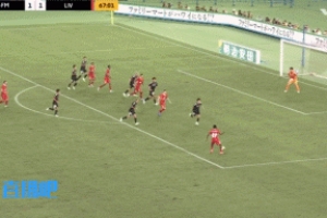 反超比分！尼奧尼進(jìn)球，利物浦2-1橫濱！