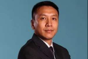 關于李群、原園同志的任命通告