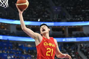 ??FIBA官方更新中國男籃亞洲杯12人大名單：徐杰、張寧不在