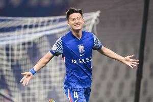蔣圣龍：0-3落后也覺得下半場能扳回來，因為現(xiàn)在球隊不一樣了