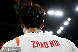 媒體人：亞洲杯名單無太多意外 低谷中的男籃需帶著目標(biāo)全力沖！