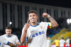 魯媒：泰山外租小將表現(xiàn)搶眼，克雷桑接受治療下輪能否出場(chǎng)待定