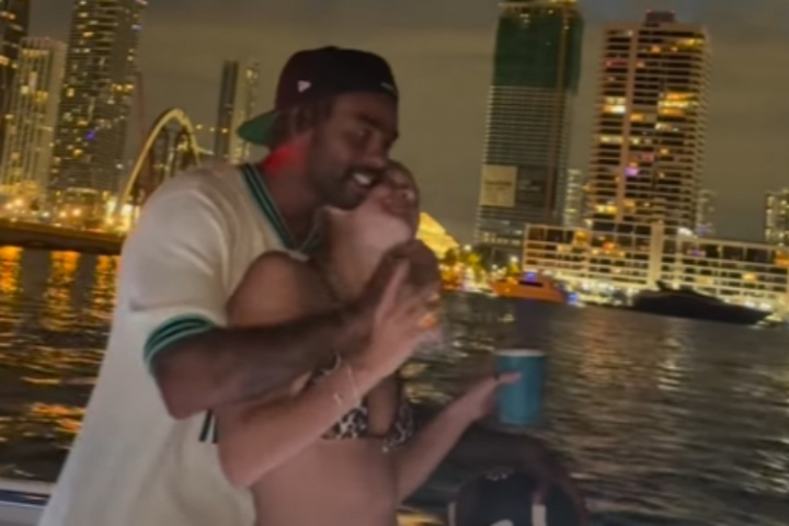 無懼出軌約P流言！拉塞爾和女友在游艇上親密共舞??