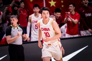 時(shí)隔10年全勝出線，中國男籃收獲了什么？