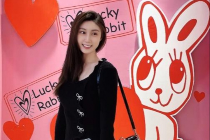 ??錘了！鄒陽妻子是大7歲的水藝詩??前央視主持水均益的愛女