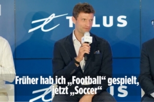 入鄉(xiāng)隨俗！穆勒亮相溫哥華白浪：我之前踢Football，現(xiàn)在踢Soccer