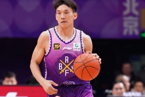 矣進宏：杜鋒指導是幫助我最多最大的人 男籃的教練里我最佩服他