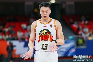 ??媒體人：遼寧男籃交易得到吉林頂薪鋒線姜宇星！