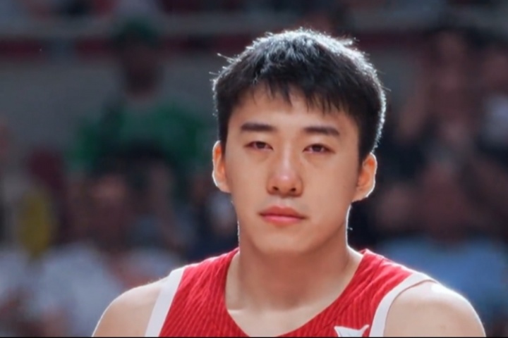 看得心碎了！王俊杰紅著眼眶領(lǐng)獎 FIBA寄語：未來一定會更好！