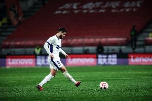 記者：年底合同到期的哈達斯，已與津門虎就續(xù)約達成一致