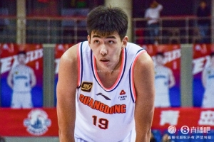 媒體人：有意徐昕的隊很多 同曦青島在內(nèi) 就看誰的報價廣東更滿意