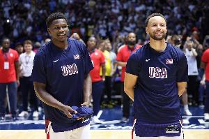 45名庫里訓(xùn)練營學員進入NBA或WNBA 誰讓你印象最深？庫里：華子