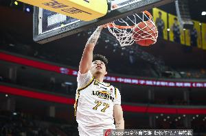媒體人：命運如此神奇 張鎮(zhèn)麟父親張巖當年也是加盟上海