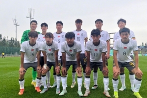 補時最后一分鐘李源捷頭球中柱，中國U18隊1-2憾負(fù)韓國