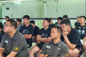 遼寧、北京、寧波、肯帝亞、同曦等隊組織統(tǒng)一觀看閱兵